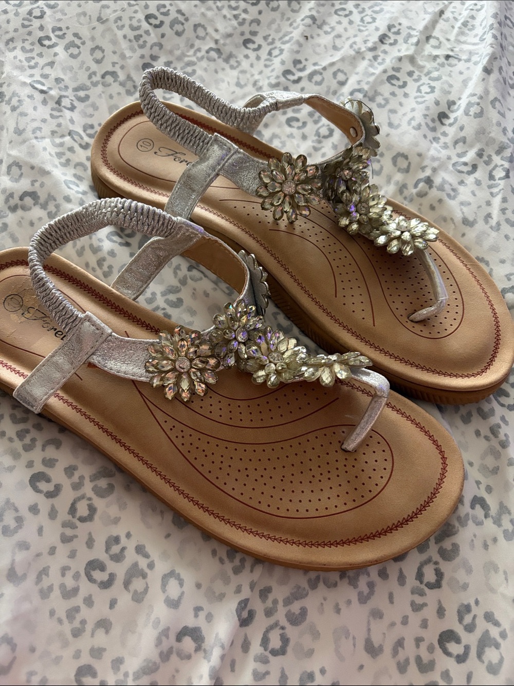Women's Comfort Silver Jeweled T-Strap Sandals - 10 - Picture 2 of 4